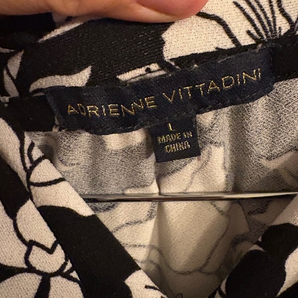 Adrienne Vittadini Black and White Tie Front Sleeveless Blouse - Picture 2 of 7